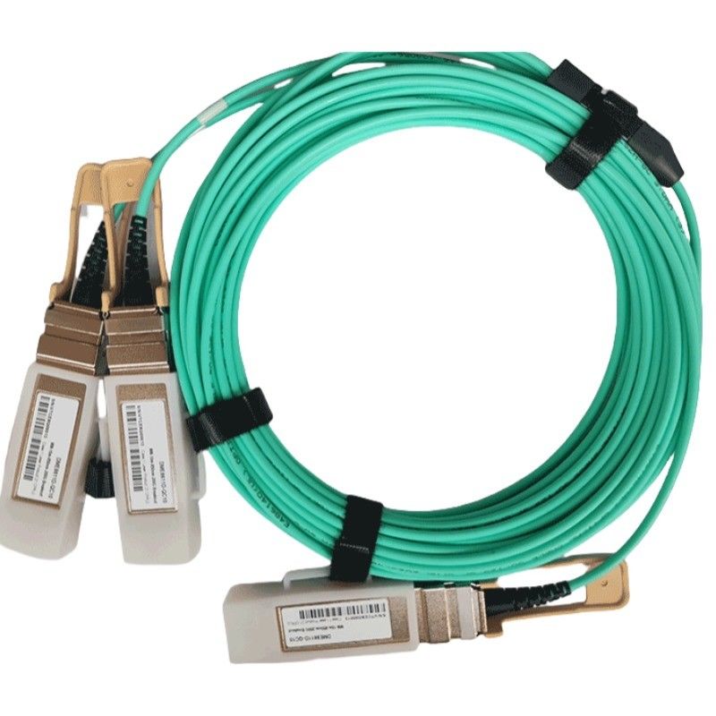 Trasmettitore ottico collegato a caldo e cavo ottico attivo da 200G QSFP56 a 2x 100G QSFP56 con modulazione PAM4